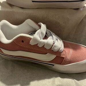 Vans Kids Sneakers in Pink and White